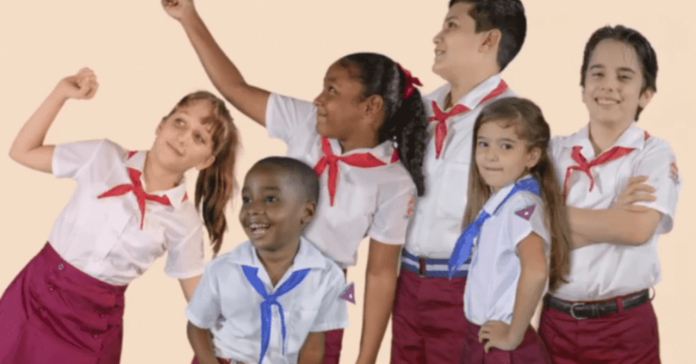 ¿Cuáles son los precios de los nuevos uniformes escolares en Cuba?