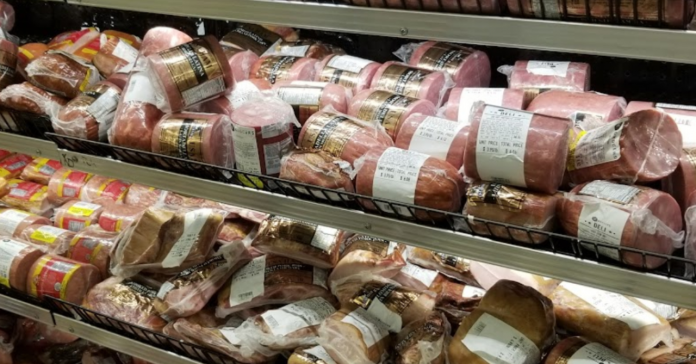 Cubanos podrán importar carne fresca, embutidos y otras conservas