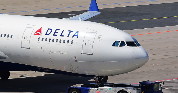 United y Delta retrasan la reanudación de sus vuelos a Cuba