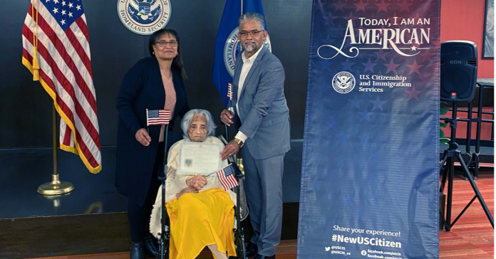 111 años tiene una cubana que consigue la ciudadanía americana