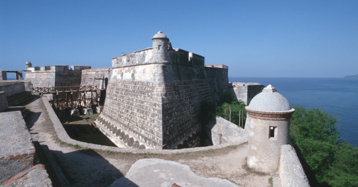 Castillo de San Pedro de la Roca: patrimonio de la humanidad