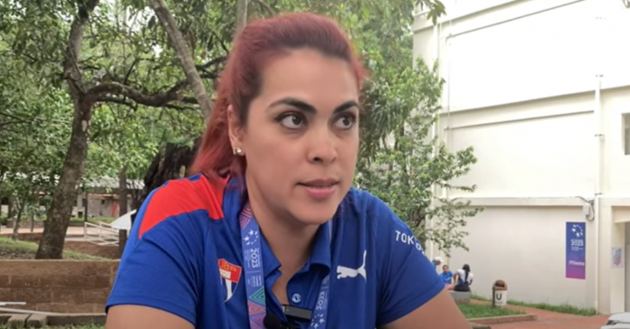 Atleta cubana devuelve una medalla de bronce: una Lección de humildad
